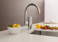 Смеситель для кухонной мойки Grohe Eurosmart в Керчи
